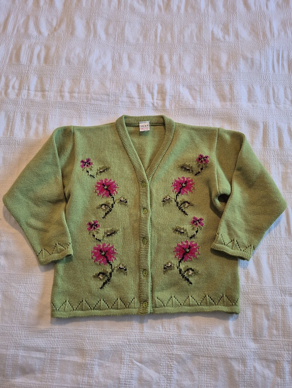 Next girls 7-7 years green knot cardigan, green is beautiful in person NWOT